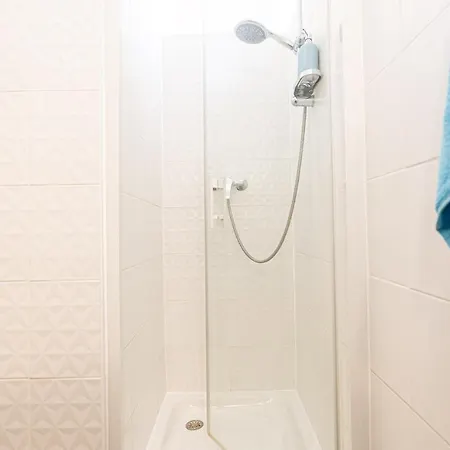 * Le Citizen Chic De Schilick * *